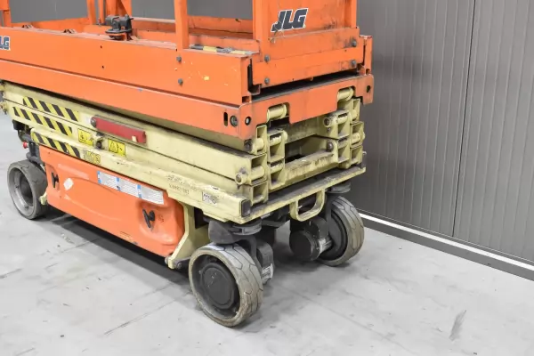 JLG 1930ES