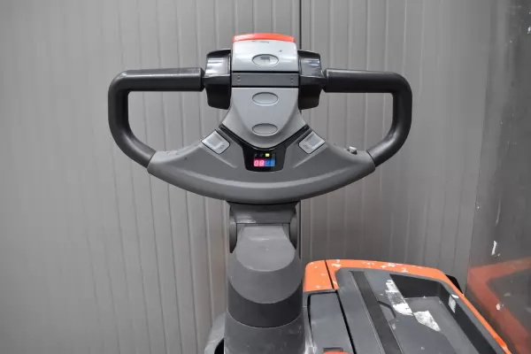 TOYOTA SWE 120