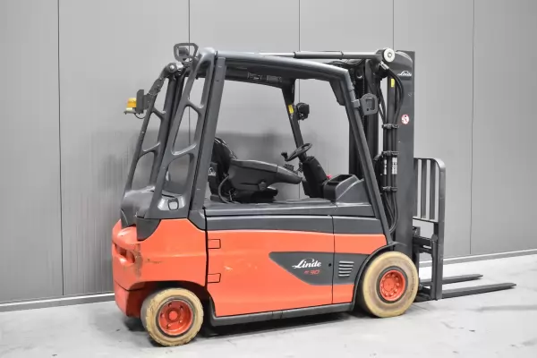 LINDE E 30 L - 01