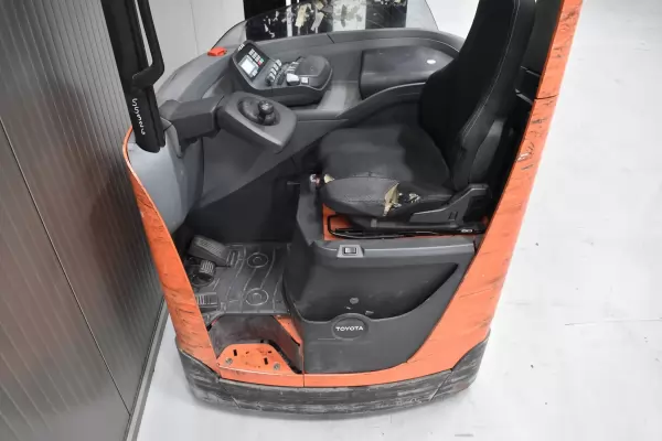 TOYOTA RRE 160 HE