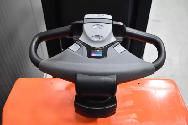 TOYOTA OSE 180 XP