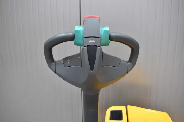 JUNGHEINRICH EJE 120n
