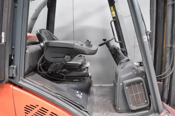 LINDE H 30 T - 02