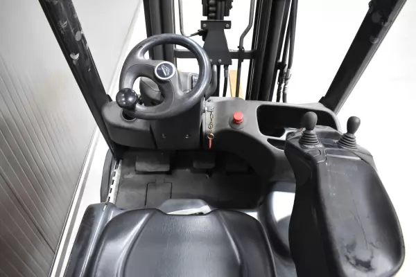 LINDE E 20 L - 02