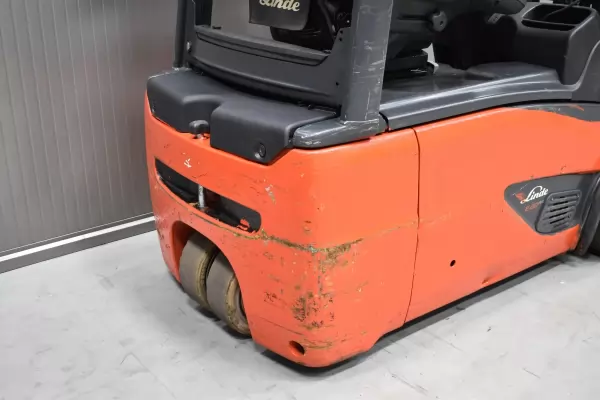 LINDE E 20 L - 02