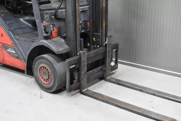 LINDE H 25 T - 02