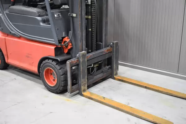LINDE E 20 P