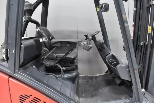 LINDE H 25 T - 01