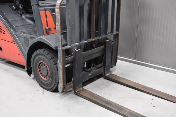 LINDE H 25 T - 01