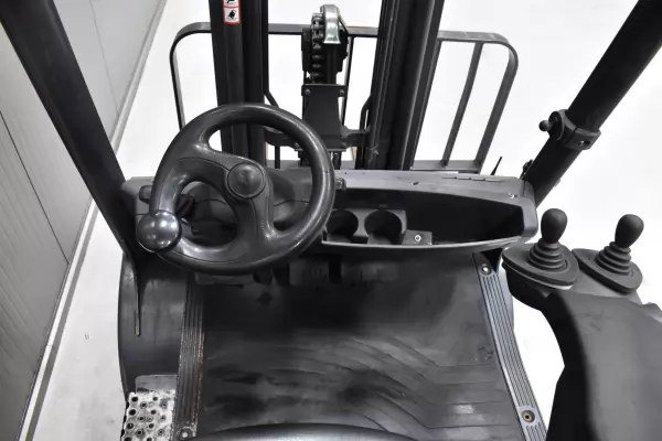 LINDE H 25 T - 01