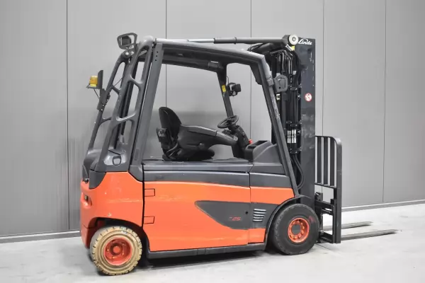 LINDE E 25 L - 01
