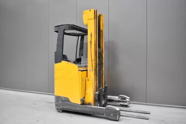 JUNGHEINRICH ETV 216
