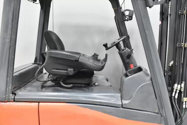 LINDE E 16 PH - 02