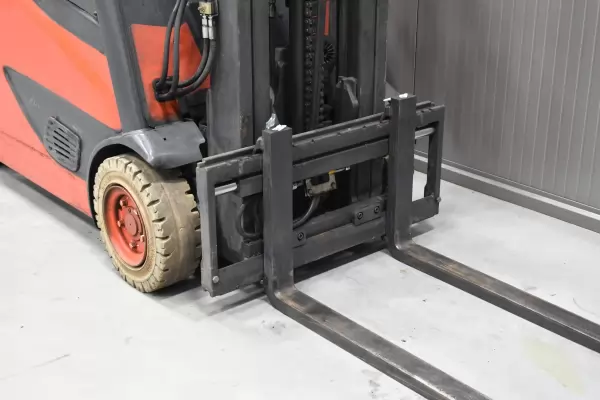 LINDE E 16 PH - 02