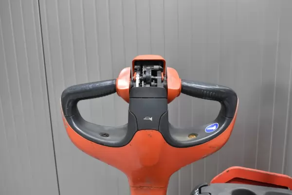 LINDE D 08