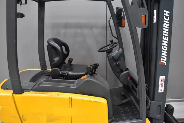 JUNGHEINRICH EFG 320 N