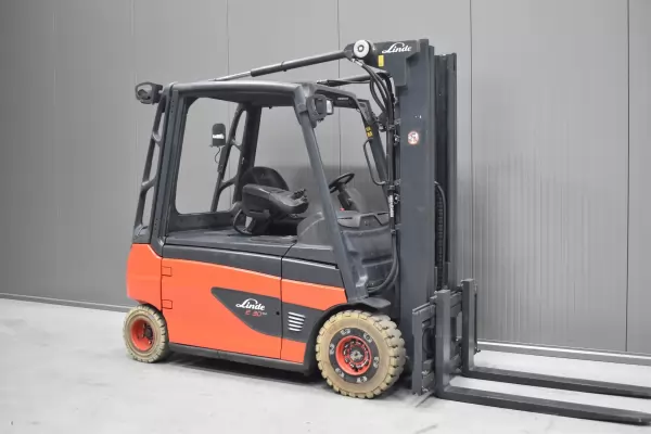 LINDE E 30 L - 01