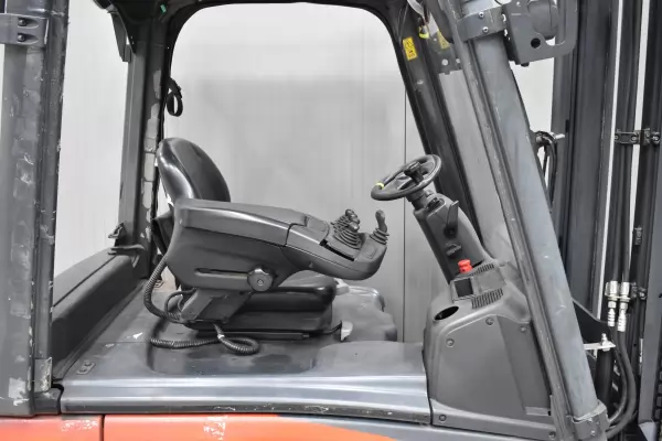 LINDE E 20 L - 02