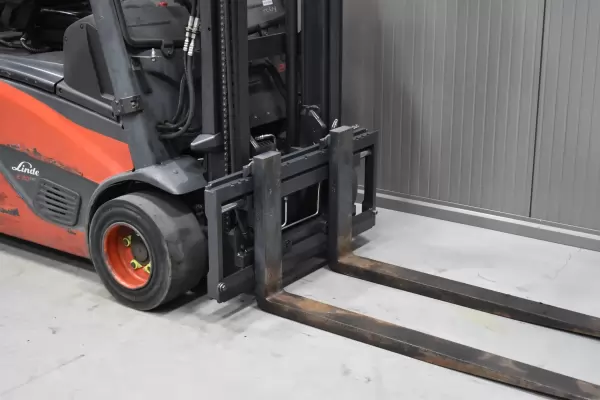 LINDE E 20 L - 02