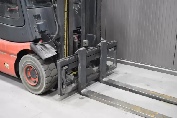 LINDE E 25 S