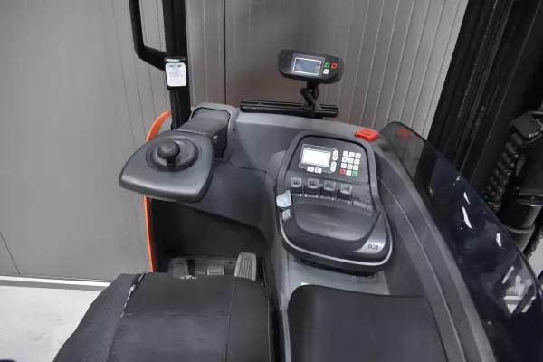 TOYOTA RRE 140 HC