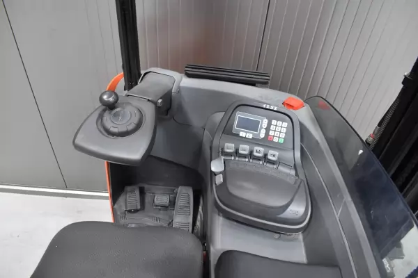 TOYOTA RRE 160