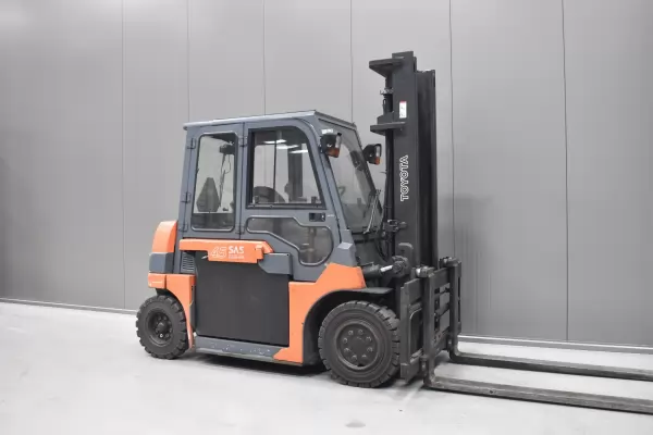 TOYOTA 7FBMF45