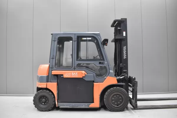 TOYOTA 7FBMF45