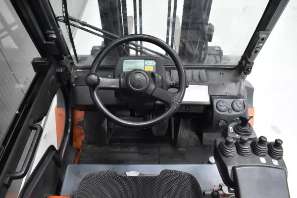 TOYOTA 7FBMF45