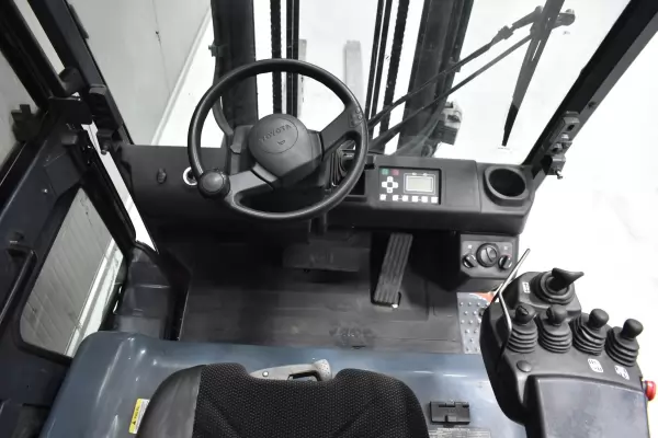 TOYOTA 8FBMT35