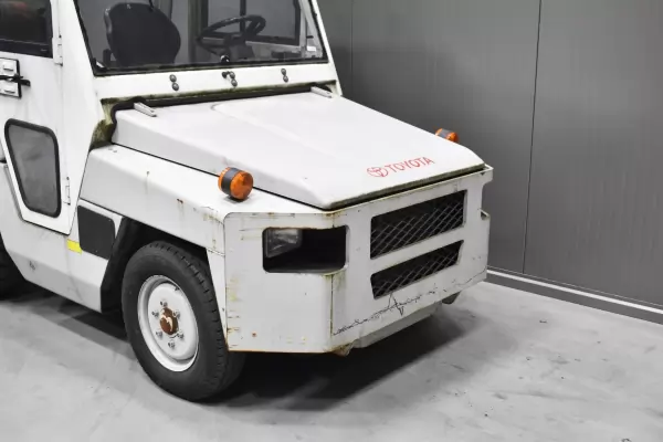 TOYOTA 02-2TG25