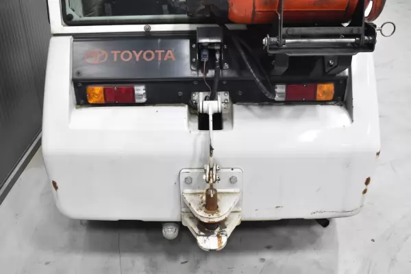 TOYOTA 02-2TG25