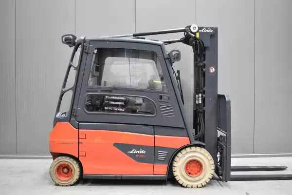 LINDE E 30 L - 01
