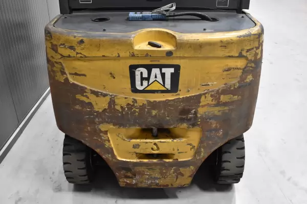 CATERPILLAR 2EP6000