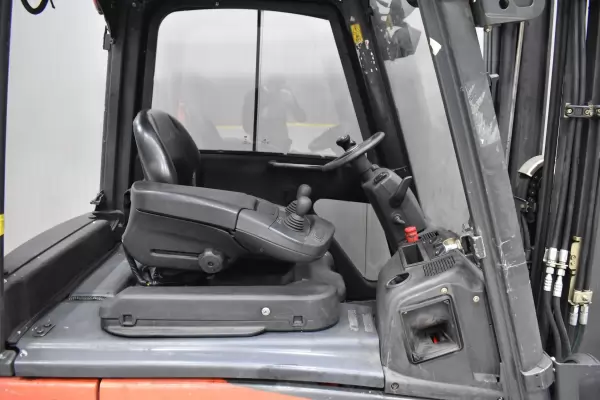 LINDE E 16 - 02