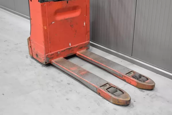 LINDE T 16