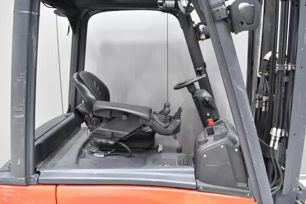 LINDE E 18 L - 01