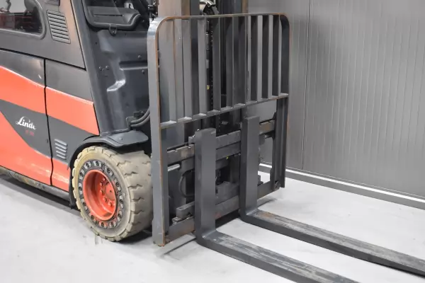 LINDE E 30 HL/600 - 01