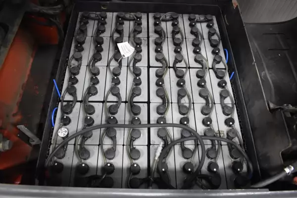 LINDE E 30 HL/600 - 01
