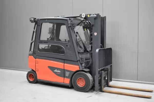 LINDE E 25 L - 01