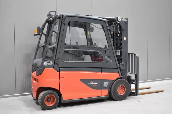 LINDE E 25 L - 01