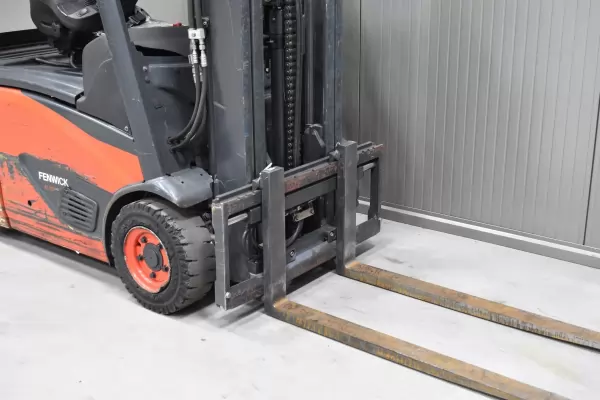 LINDE E 15