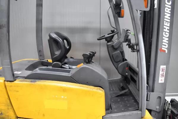 JUNGHEINRICH EFG 320 N