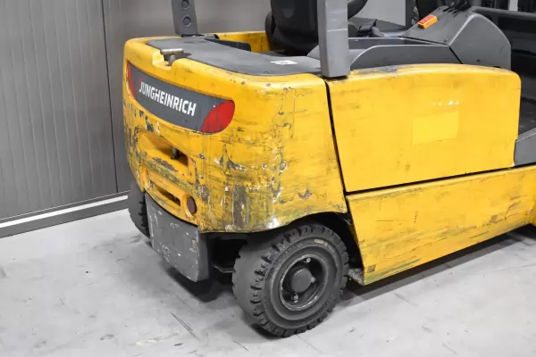 JUNGHEINRICH EFG 320 N