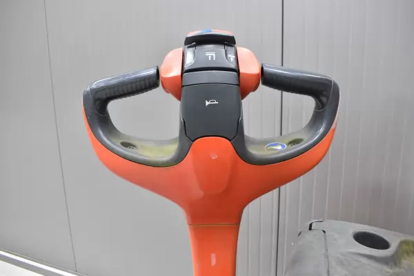 LINDE D 08