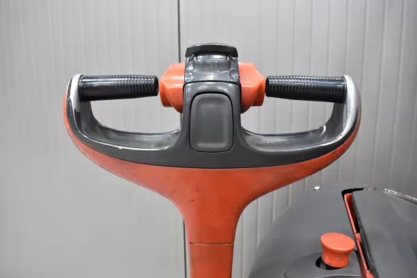 LINDE L 16