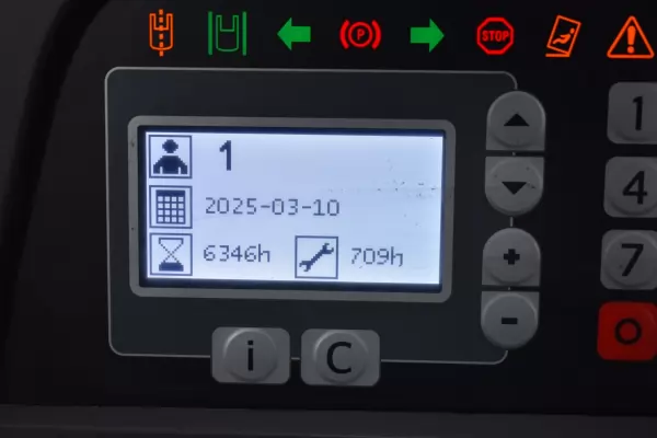 TOYOTA RRE 140