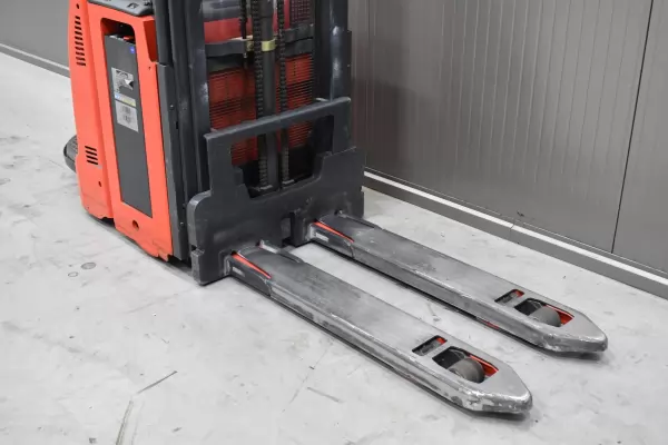 LINDE D 12 AP
