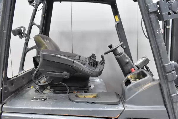 LINDE E 30 H/600 - 01