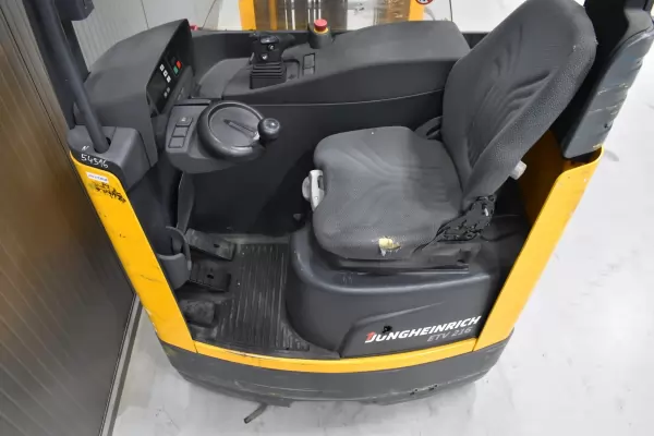 JUNGHEINRICH ETV 216